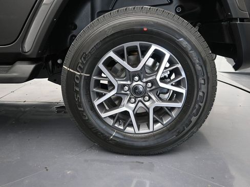 New 2026 Jeep Wrangler Unlimited Sahara image 11