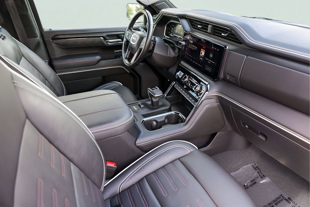 Used 2023 GMC Sierra 1500 AT4X AWD/4WD image 32