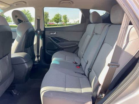 Used 2018 Hyundai Santa Fe Sport FWD image 14