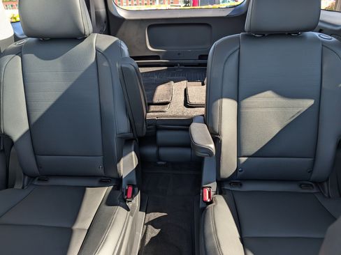 Certified 2026 Hyundai Palisade Limited AWD/4WD image 13