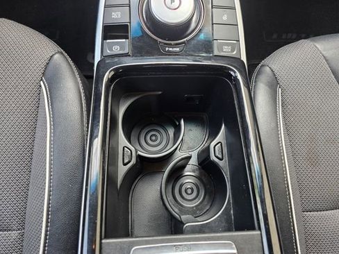 Used 2022 Kia Niro EX w/ Cold Weather Package FWD image 28