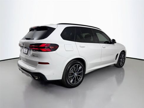 New 2026 BMW X5 xDrive50e AWD/4WD image 5
