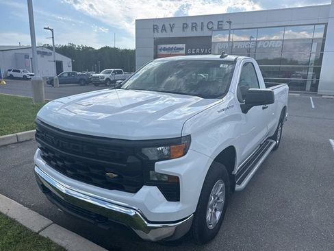 Used 2025 Chevrolet Silverado 1500 W/T RWD image 3