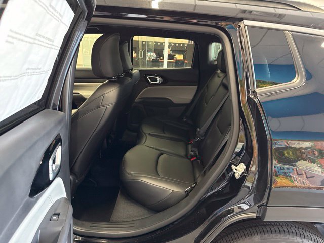 New 2026 Jeep Compass Limited AWD/4WD image 39