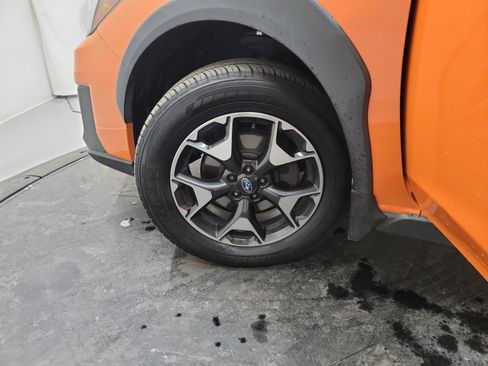 Used 2020 Subaru Crosstrek 2.0i Premium w/ Moonroof Package 2 image 30