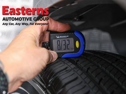 Used 2021 Jeep Renegade Latitude AWD/4WD image 27