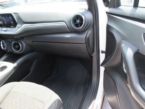 Certified 2020 Chevrolet Blazer LT FWD image 17