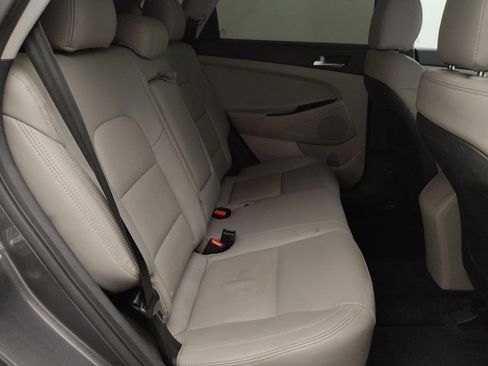 Used 2021 Hyundai Tucson Value FWD image 19