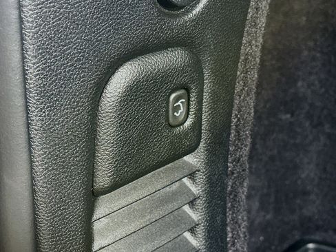 Used 2025 Dodge Durango GT RWD image 31