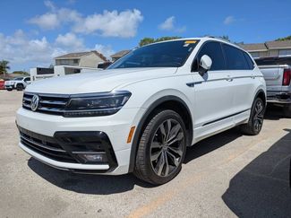 Used 2021 Volkswagen Tiguan SEL Premium R-Line video 1