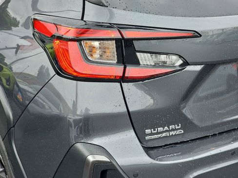 Used 2025 Subaru Crosstrek 2.5i Limited w/ Crosstrek Mirror Package image 11