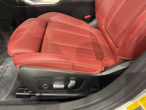 Used 2023 BMW i4 eDrive35 w/ Premium Package image 11