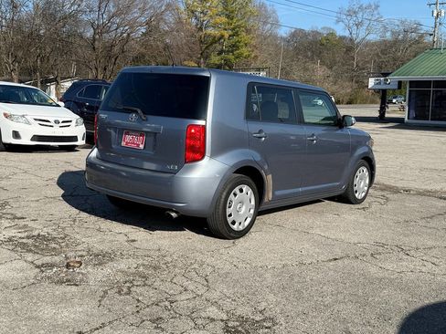 Used 2010 Scion xB image 31