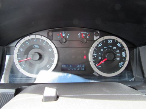 Used 2011 Ford Escape XLT w/ 203A Rapid Spec Order Code AWD/4WD image 22
