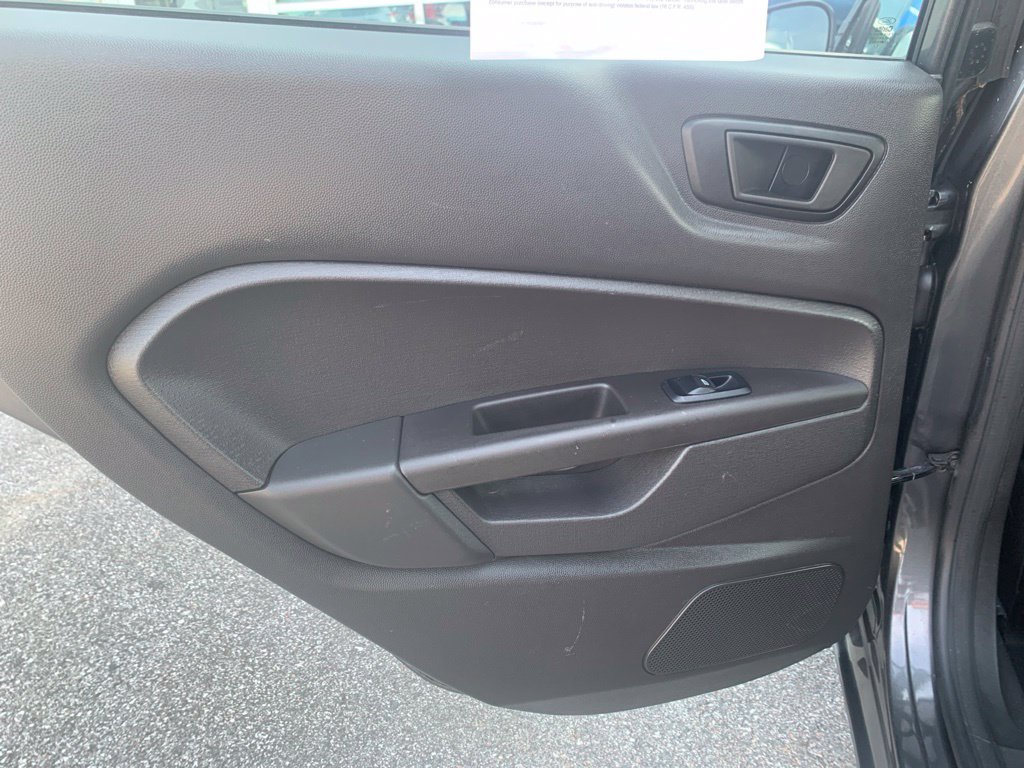Used 2018 Ford Fiesta SE w/ Equipment Group 201A FWD image 17