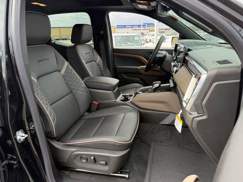 New 2026 GMC Canyon Denali image 26