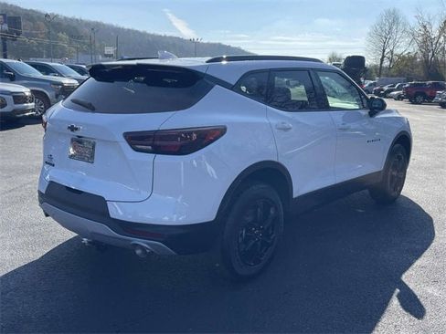 New 2026 Chevrolet Blazer LT w/ Convenience Package image 3