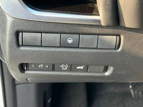 Certified 2023 Nissan Rogue SL w/ SL Premium Package AWD/4WD image 21