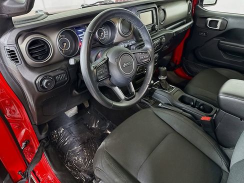 Used 2019 Jeep Wrangler Sport AWD/4WD image 17