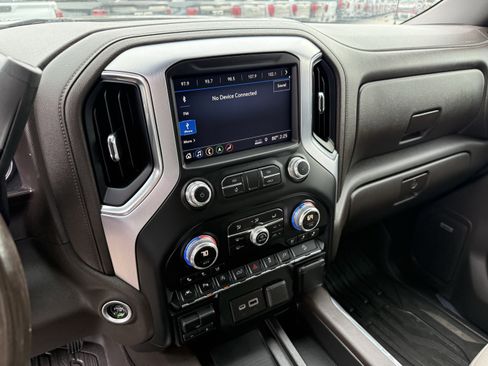 Used 2019 GMC Sierra 1500 SLT image 19