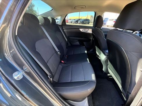 Certified 2023 Kia Forte LX image 17