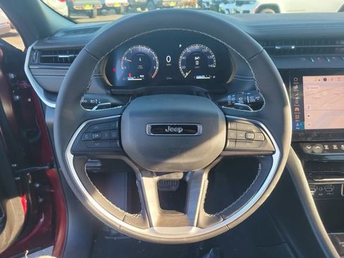 New 2026 Jeep Grand Cherokee Limited w/ Limited Altitude Package AWD/4WD image 21