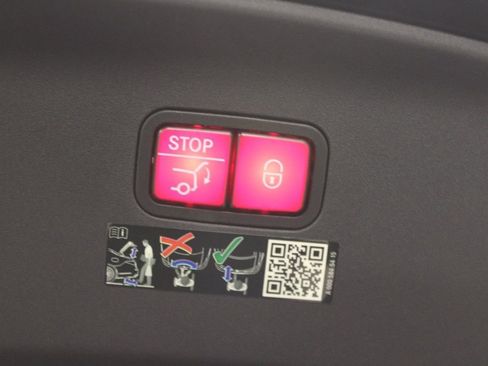 Certified 2022 Mercedes-Benz AMG GT 53 image 37