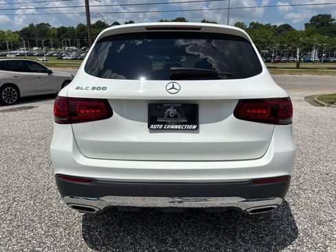 Used 2021 Mercedes-Benz GLC 300 w/ Premium Package image 5