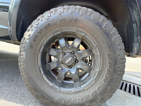 Used 2013 RAM 1500 Sport w/ Sport Premium Group image 20