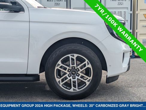 Certified 2025 Ford Expedition Active AWD/4WD image 12