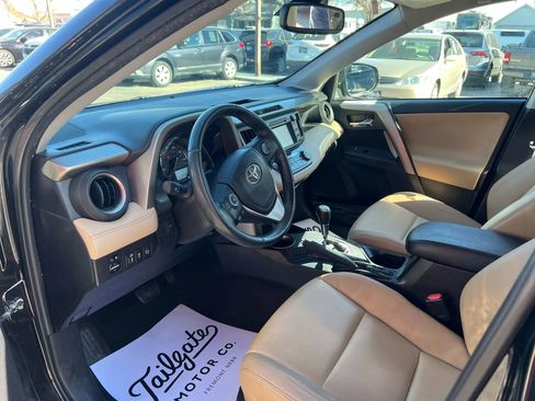 Used 2014 Toyota RAV4 Limited image 10
