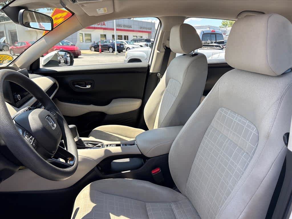 Used 2023 Honda HR-V LX image 24