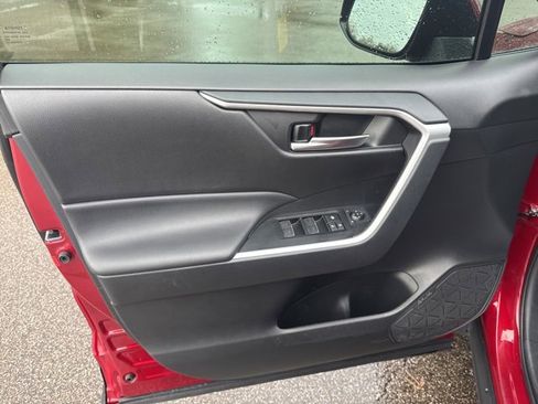 Used 2023 Toyota RAV4 XLE image 14