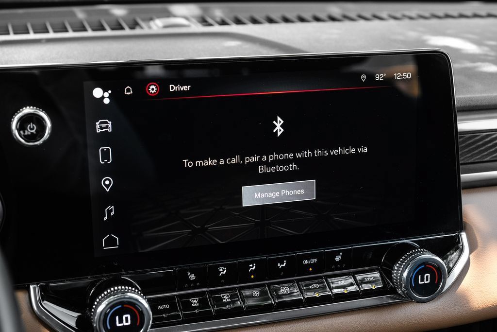 Used 2023 GMC Canyon AT4 w/ Canyon Safety Plus Package AWD/4WD image 43