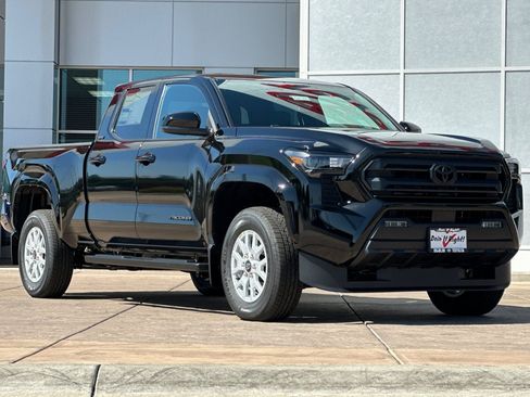 New 2026 Toyota Tacoma SR5 AWD/4WD image 2