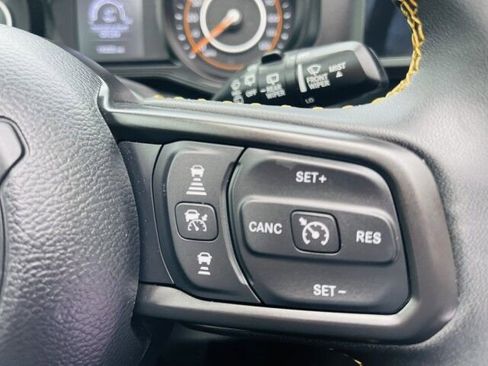 Used 2024 Jeep Wrangler Unlimited Sport AWD/4WD image 22