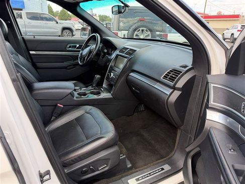 Used 2016 Ford Explorer Sport w/ Equipment Group 401A AWD/4WD image 10