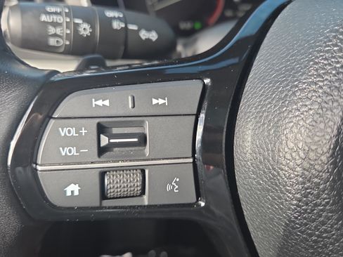 Used 2023 Honda Pilot Touring image 27
