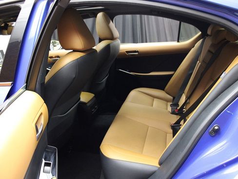 Used 2021 Lexus IS 300 w/ Comfort Package RWD image 36