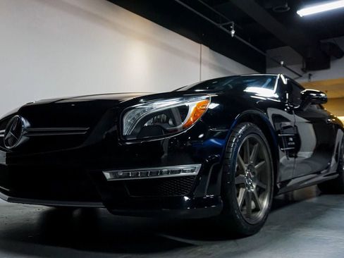Used 2014 Mercedes-Benz SL 63 AMG image 44