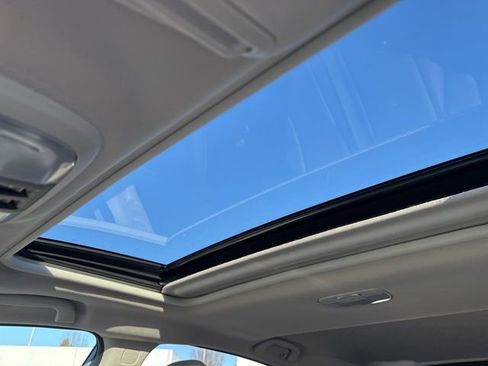 Used 2023 Subaru Crosstrek 2.5i Limited w/ Moonroof Package image 18