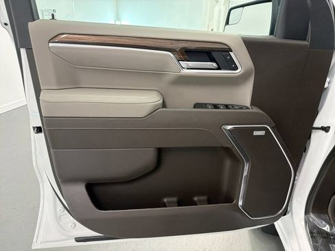 New 2026 Chevrolet Silverado 1500 RST AWD/4WD image 12