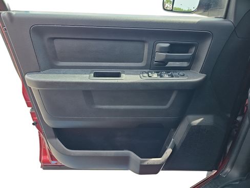 Used 2014 RAM 3500 Tradesman w/ Chrome Appearance Group RWD image 23