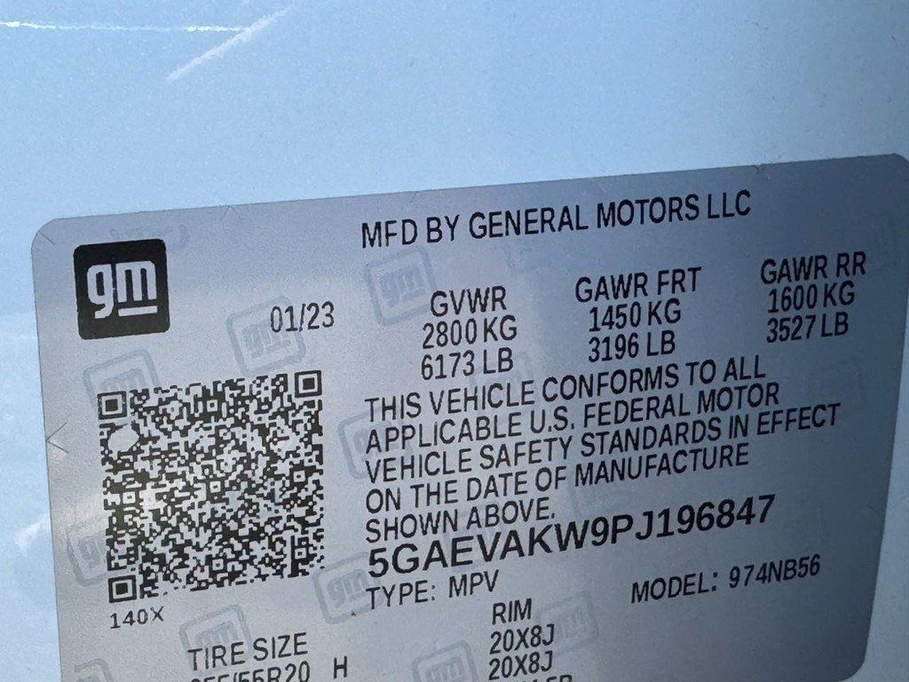 Used 2023 Buick Enclave Essence w/ Experience Buick Package AWD/4WD image 28