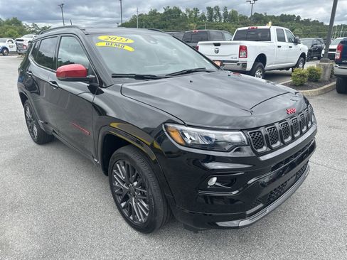 Used 2023 Jeep Compass Limited AWD/4WD image 4
