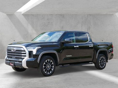 Used 2024 Toyota Tundra Limited w/ Power Package AWD/4WD image 6