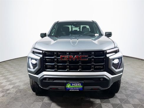 New 2026 GMC Canyon AT4 w/ AT4 Premium Package image 3