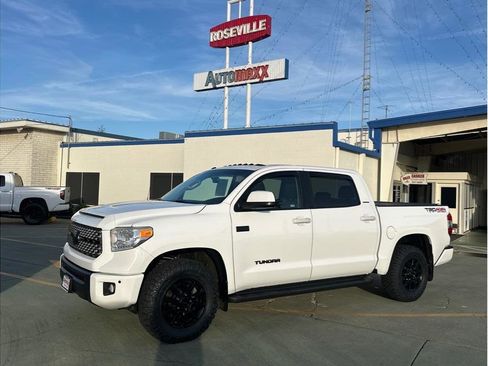 Used 2016 Toyota Tundra Limited image 12