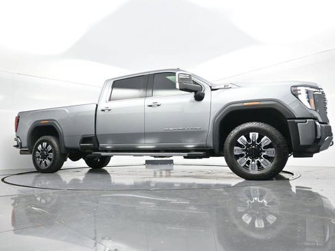 Used 2024 GMC Sierra 2500 Denali w/ Denali Reserve Package image 48