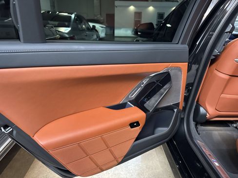 Used 2025 BMW i7 xDrive60 w/ Executive Package AWD/4WD image 12